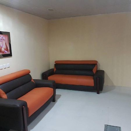 โพรวิเดนซ์ โฮเต็ล แอนด์ สวีท Hotel Abeokuta ภายนอก รูปภาพ
